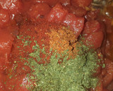 Foto del paso 3 de la receta: Sofrito de pollo con salsa de tomate