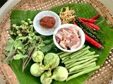 แกงป่ากระดูกหมู