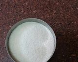 A picture of step 1 of Nutella Banana Sheera.