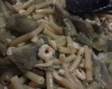 Foto del passaggio 4 della ricetta Pasta con carciofi e gamberetti