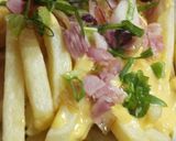 Foto del paso 4 de la receta: Papas Pragas con Cebolla de Verdeo, Panceta y Queso Cheddar