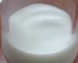 A picture of step 1 of Mango Milkshake.