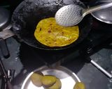 A picture of step 2 of Palak thepala.