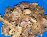 Foto langkah ke 1 dari resep Rendang Ayam Kampung Empuk Enak.