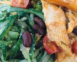 A picture of step 4 of Penny pasta with zoodlles in spinach pesto #themechallenge.