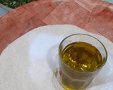 صورة لخطوة 2 من وصفة كسرة رخساس بالاعشاب (اغروم لحوال)