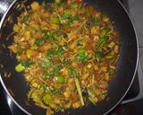 Foto langkah ke 4 dari resep Tumis Te3K (teri, tempe, pete, kemangi).