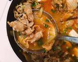Hình bước làm 4 của món Canh Kim chi Hàn Quốc 🥘 🍲