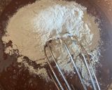 Une image de l'étape 3 de Cookie au chocolat outrageous De Martha Stewart.
