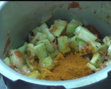 சுரைக்காய் குருமா / sorakkai curry receip in tamil ரெசிபி ஸ்டேப் 3 புகைப்படம்
