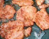 Hình bước làm 5 của món Cốt Lết Heo Rim (Simmered Pork Cutlets)🐷🍖