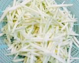 Hình bước làm 4 của món Nộm bí "ổi"