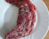 Foto del paso 1 de la receta: Solomillo de cerdo en salsa de manzana