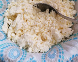 Foto del paso 2 de la receta: Queso fresco en el recipiente de Tescoma