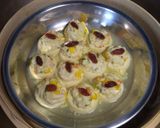 Foto langkah ke 3 dari resep Steamed egg tofu with chicken topping.