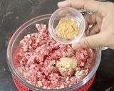 A picture of step 1 of Stuffed Chilli Curry.