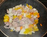 Foto del paso 2 de la receta: Tallarines con pollo 🐔