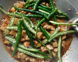 Foto langkah ke 4 dari resep Oseng Tempe Cabai Hijau.