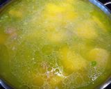 Foto del paso 4 de la receta Patatas en Salsa Verde con Jamón y Huevo Escalfado