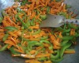 মিক্সড চাউমিন (Mixed chow mein recipe in Bengali) রেসিপি ধাপ - 2 ছবি