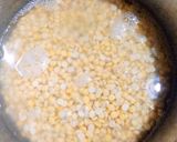 A picture of step 1 of Chanay ki dal ka halwah.