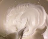 Foto langkah ke 3 dari resep Souffle Pancake.