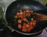 Foto langkah ke 2 dari resep Tumis Makaroni Asam Manis.