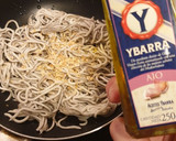 Foto del paso 2 de la receta: Ensalada rápida de "gulas"