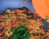 Foto langkah ke 4 dari resep JAPCHAE (versi lokal).