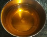 A picture of step 1 of Suji halwa.