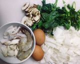A picture of step 1 of Pad See Ew with Seafood.