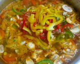 A picture of step 4 of Veg. Thukpa.