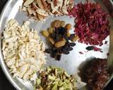 Gulkandi Gujhiya recipe step 4 photo