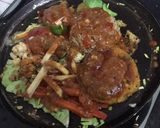 વેજ સિઝલર (Veg. Sizzler Recipe In Gujarati) રેસીપી સ્ટેપ6ફોટો