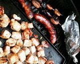 Une image de l'étape 1 de Porc mariné à la plancha et brochettes de fruits secs.