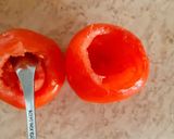 Foto del paso 2 de la receta: Tomate relleno de atún, acompaña con pasta fácil y placentera!