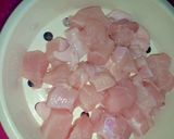 Foto langkah ke 2 dari resep Tumis brokoli ayam jamur.