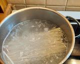 Φωτογραφία βήματος 11 της συνταγής Yaki Udon Stir Fry με λαχανικά και μπέικον C&G