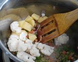 A picture of step 3 of Winter mix veg soup.