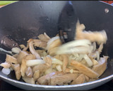 Foto del paso 3 de la receta: Noodles con setas y pollo