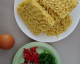 Foto langkah ke 1 dari resep Mie Goreng Tumis Simple.