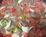 A picture of step 3 of Beef Cubes with Onions and Peppers 🧅🫑.