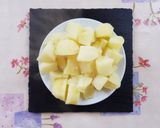Foto del passaggio 2 della ricetta Patate novelle saltate al cumino
