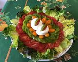 Une image de l'étape 11 de Salade de tomates tricolores à la laitue rougette et mozzarella di buffala.