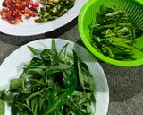 Foto langkah ke 1 dari resep Tumis kangkung.