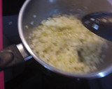 Foto del paso 3 de la receta: Muslos de pollo rellenos con patatas panaderas