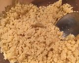 A picture of step 3 of Blackberry & Apple Custard Crumble Tarts.