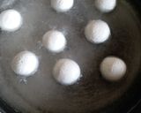 A picture of step 4 of Spongy Rasgulla.