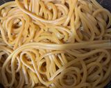 Foto langkah ke 1 dari resep Mie gomak goreng khas Medan.
