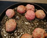 A picture of step 7 of Meatballs in Vegetable Sauce.